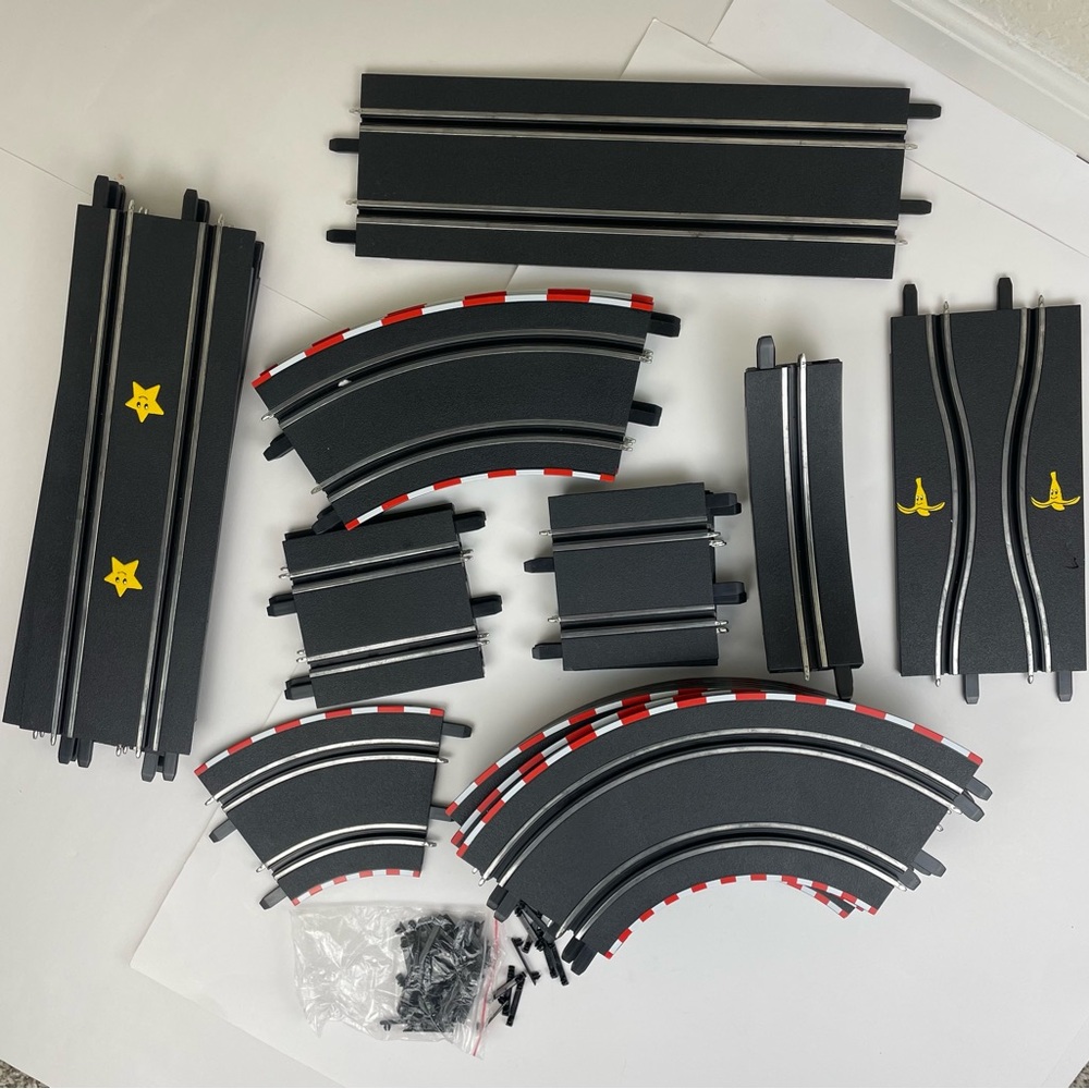 Pick 7 pcs Carrera GO Mario Kart Track Expansion Lot w/ Clips Curved Straight